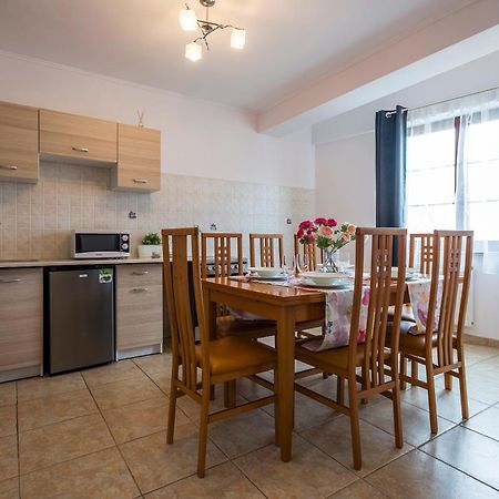 Galeria Italiana Apartments Wroclaw Bagian luar foto