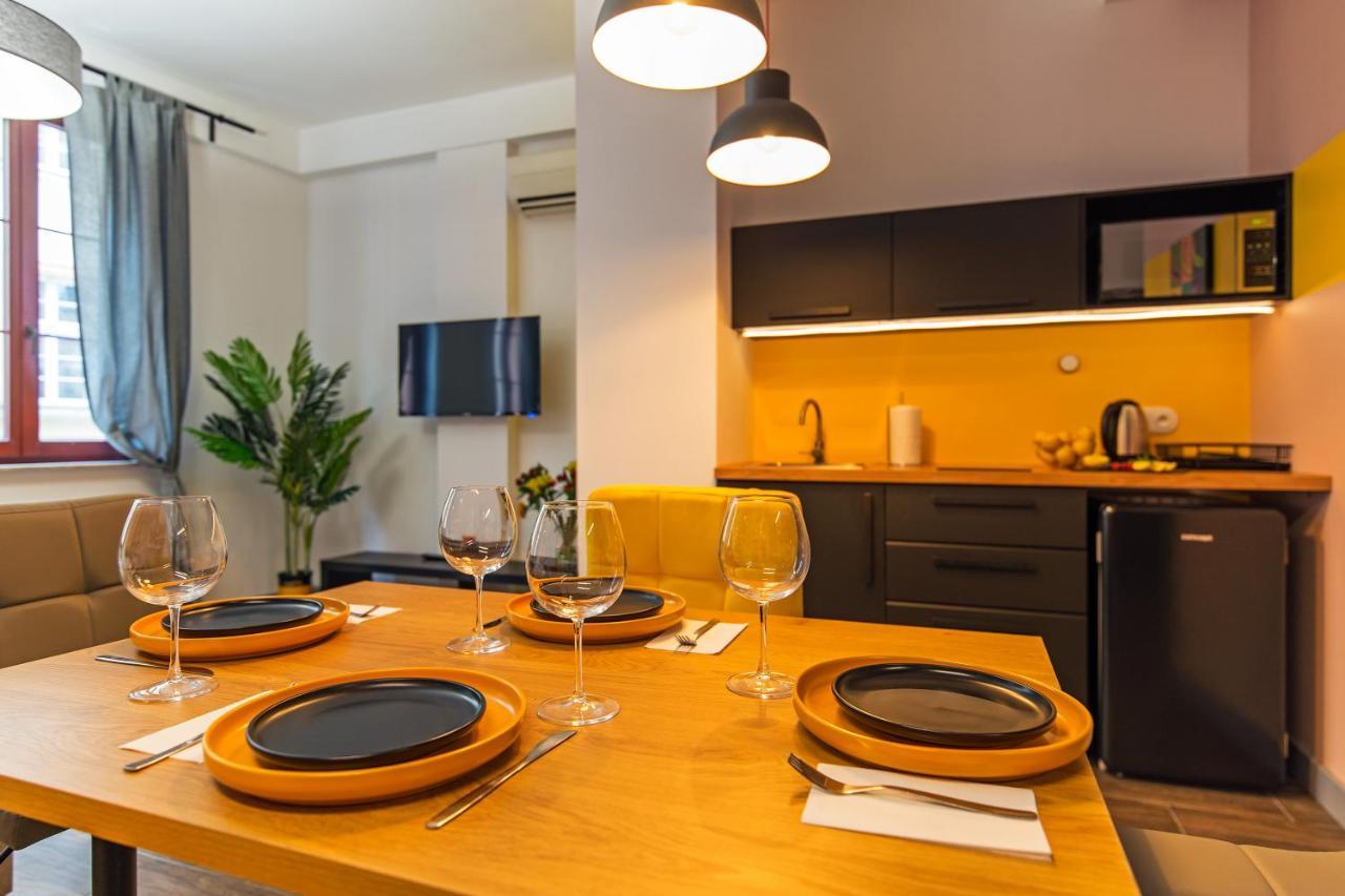 Galeria Italiana Apartments Wroclaw Bagian luar foto