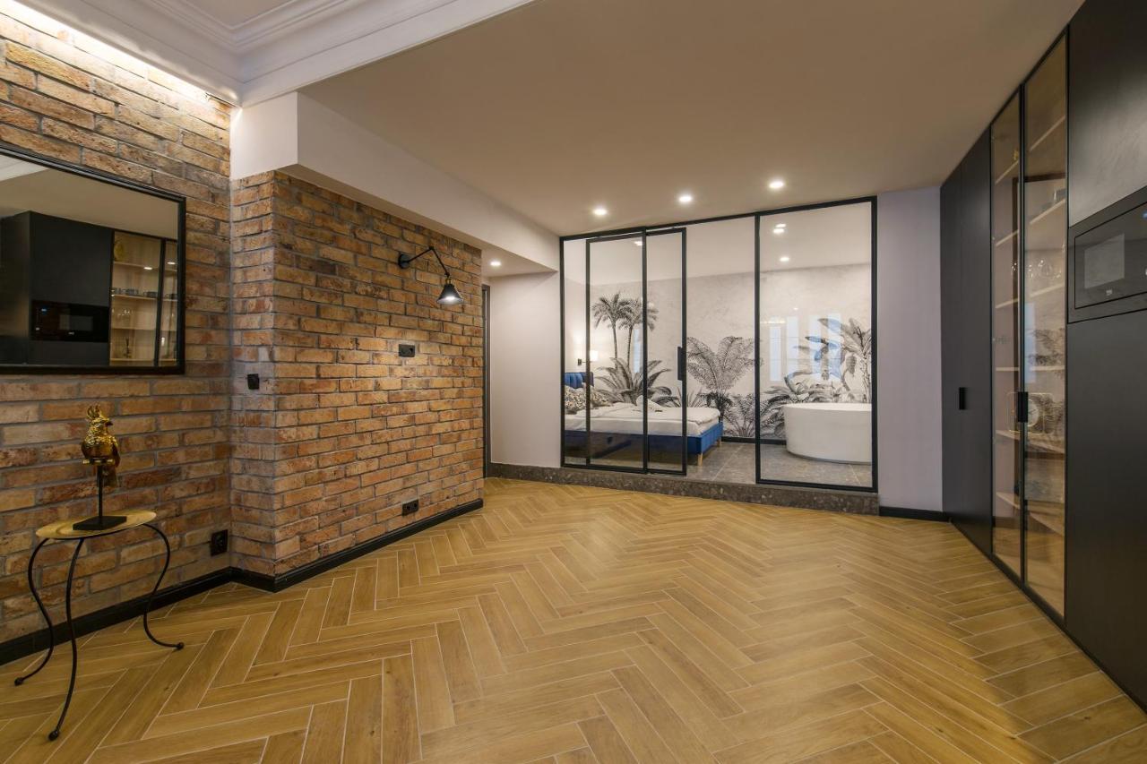 Galeria Italiana Apartments Wroclaw Bagian luar foto