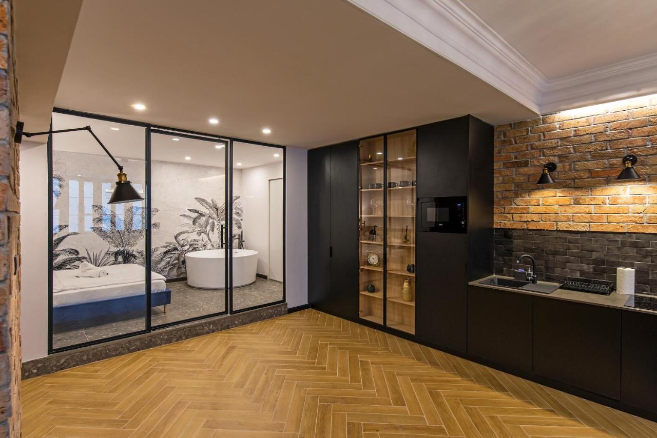 Galeria Italiana Apartments Wroclaw Bagian luar foto