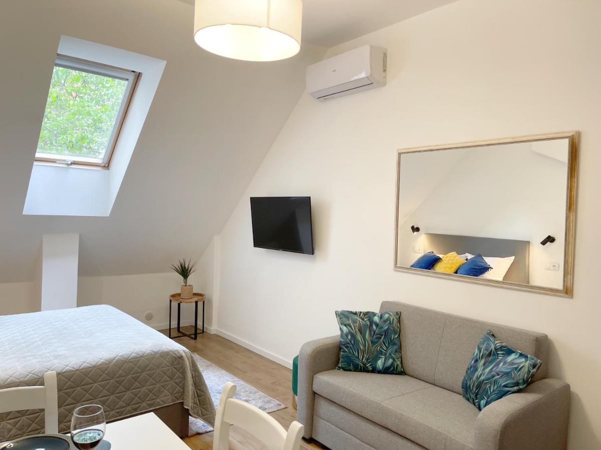Galeria Italiana Apartments Wroclaw Bagian luar foto