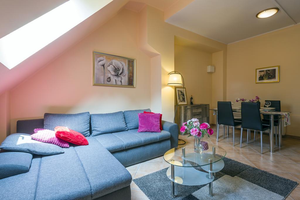Galeria Italiana Apartments Wroclaw Bagian luar foto