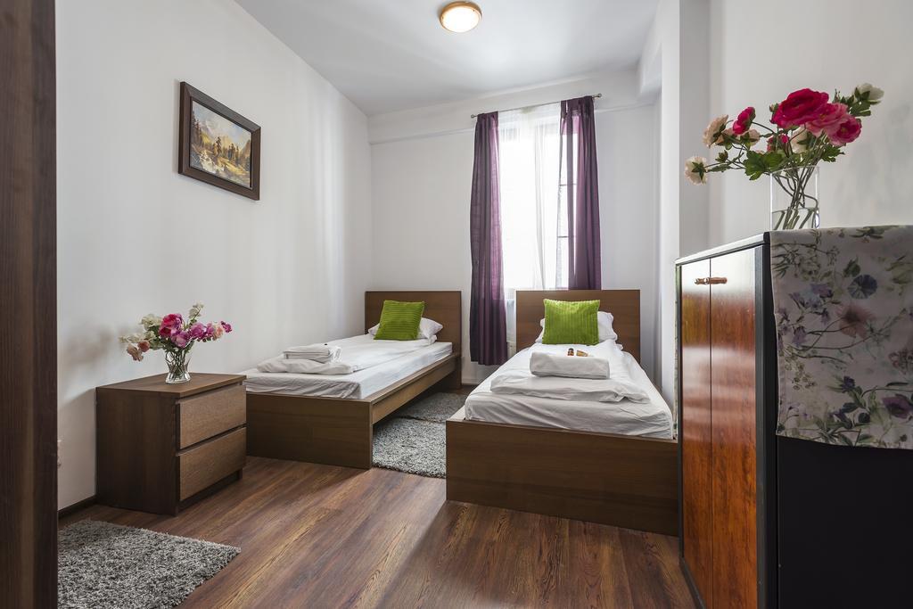 Galeria Italiana Apartments Wroclaw Bagian luar foto